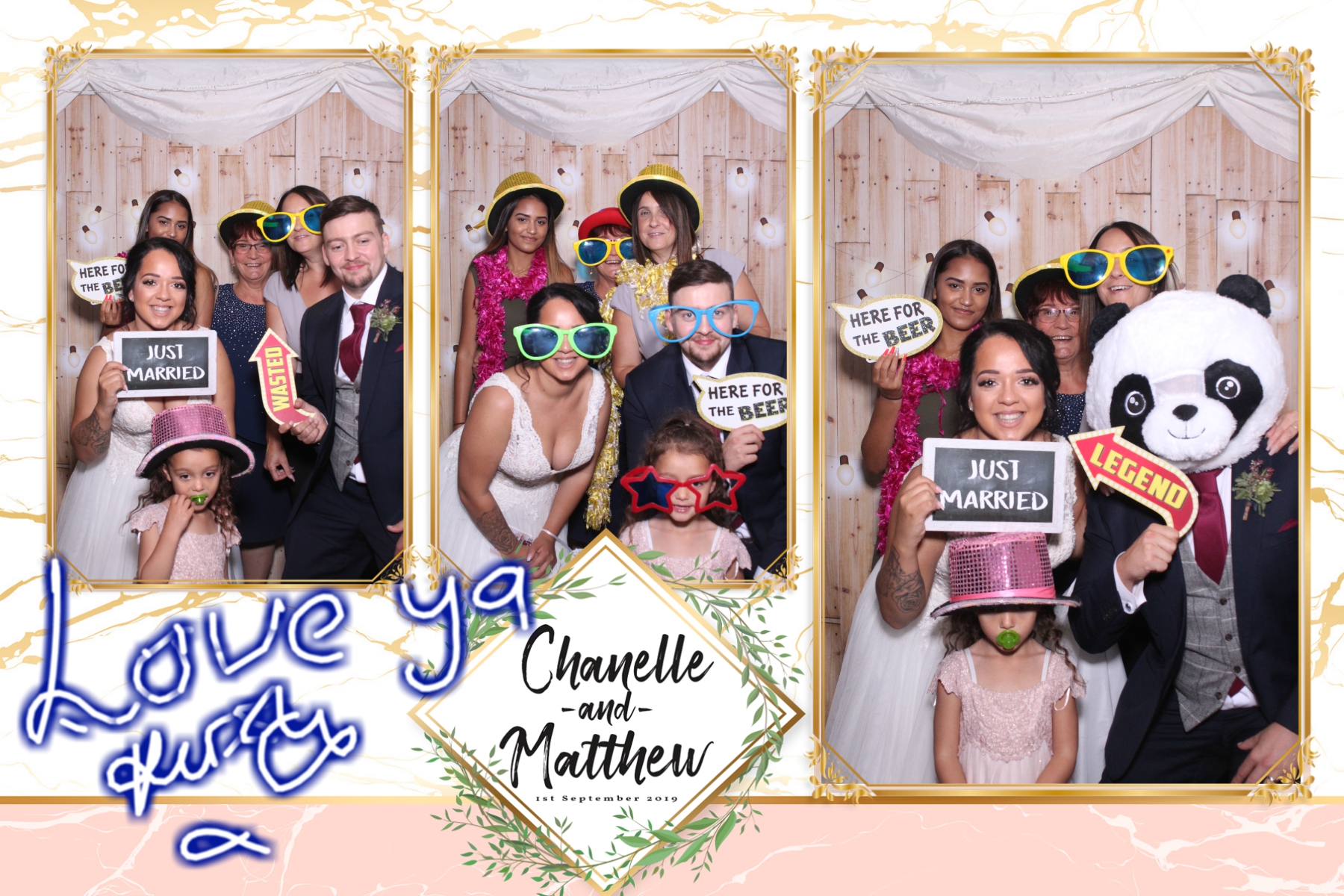 Chanelle and Matthew’s Wedding | View more photos from the event at gallery.blissbooth.co.uk/u/BlissBooth/Chanelle-and-Matthew’s-Wedding